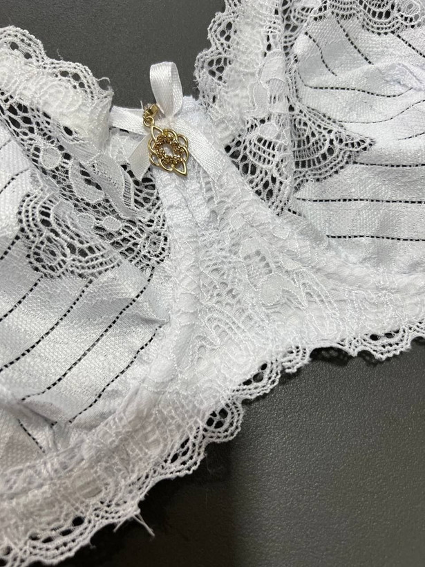 ست لباس زیر عروس پارچه اروپایی ژوبین طلایی نگین دار کد 228 (سایز 75 تا 90)